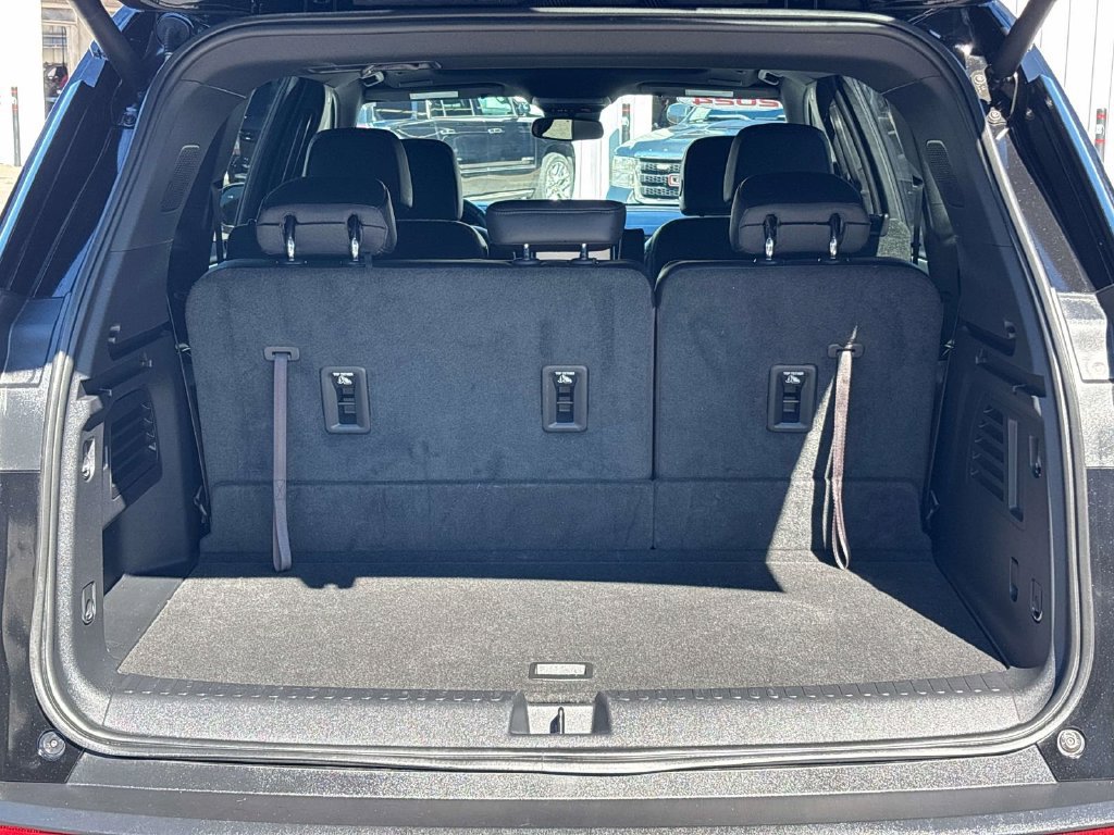 Used 2024 GMC Acadia Elevation w/ Luxury Package AWD/4WD image 18