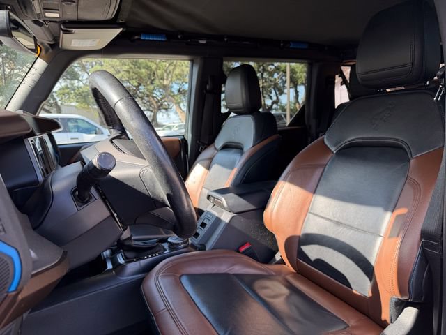 Used 2022 Ford Bronco Outer Banks AWD/4WD image 7
