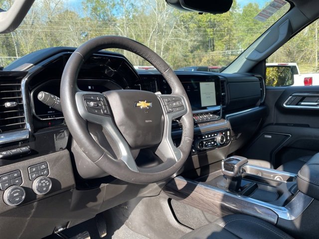 Used 2022 Chevrolet Silverado 1500 LTZ w/ Technology Package image 22