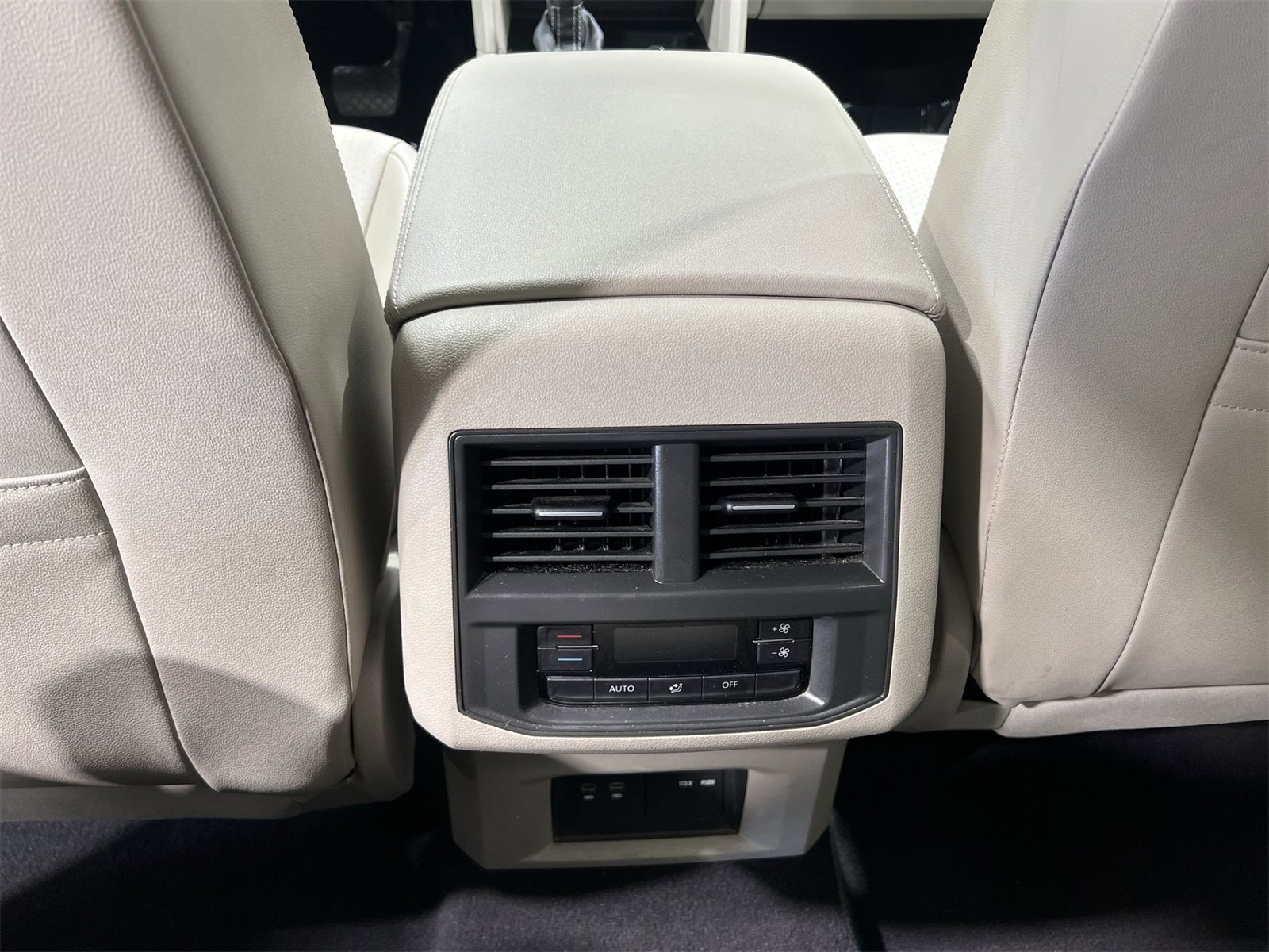 Used 2022 Volkswagen Atlas SE image 20