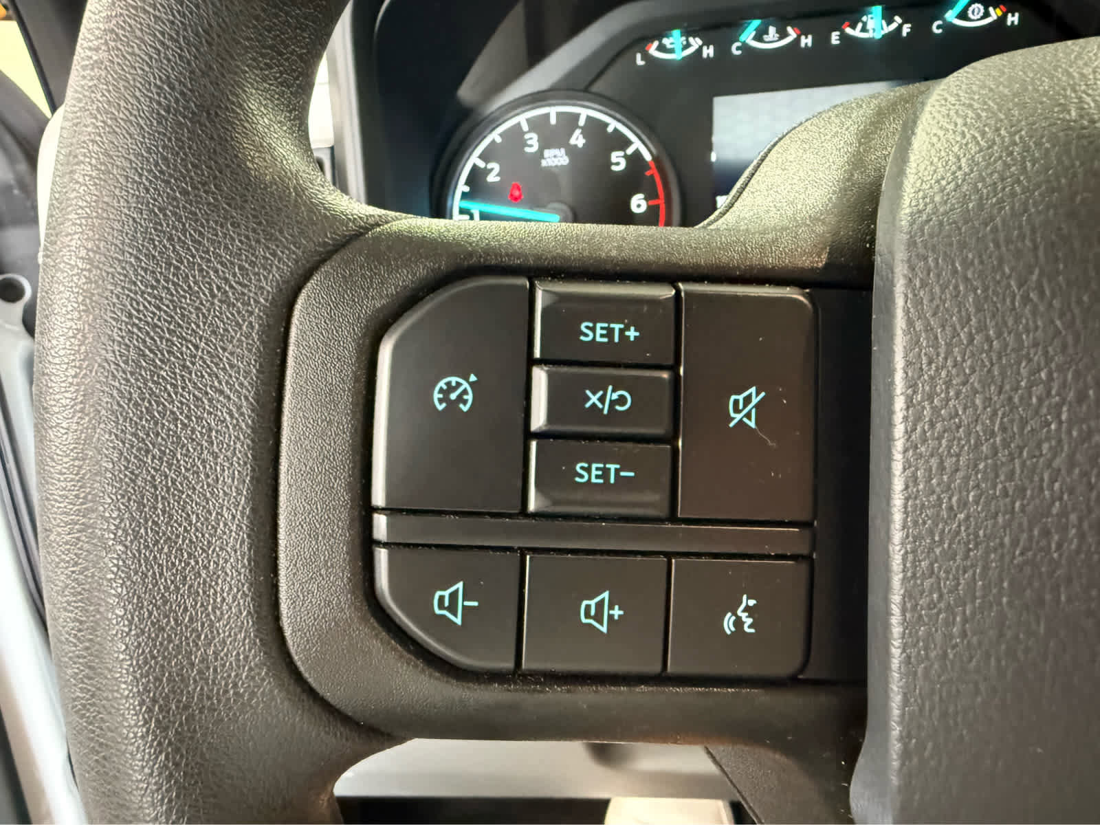 Used 2024 Ford F250 XL w/ XL Chrome Package image 14