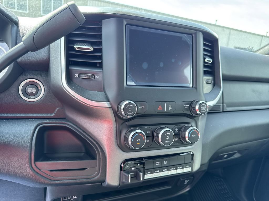 New 2024 RAM 5500 SLT w/ Quick Order Package 2YG SLT AWD/4WD image 16