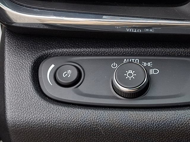 Used 2024 Buick Envista Preferred w/ Convenience I Package FWD image 25