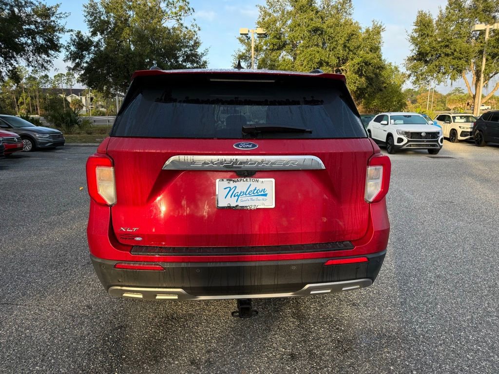 Used 2021 Ford Explorer XLT w/ Equipment Group 202A image 9