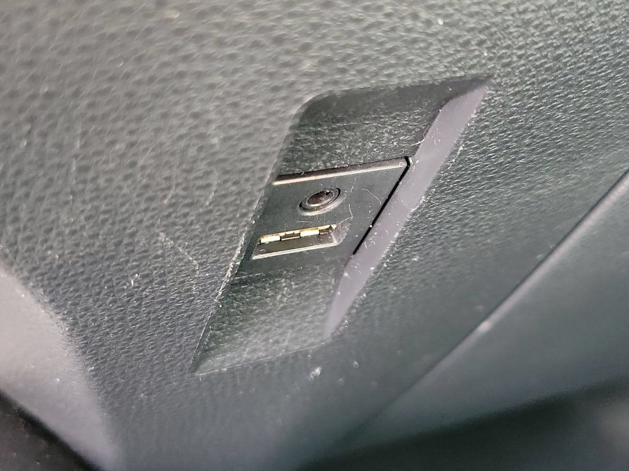 Used 2020 Toyota Corolla LE FWD image 28