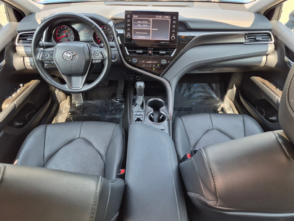 Used 2024 Toyota Camry XSE FWD image 4