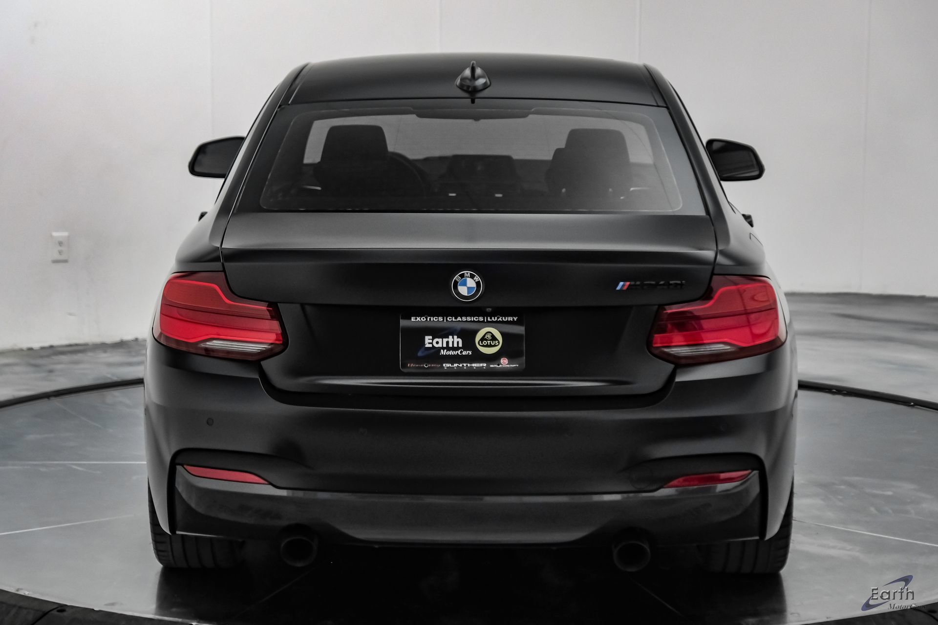 Used 2018 BMW M240i Coupe RWD image 13