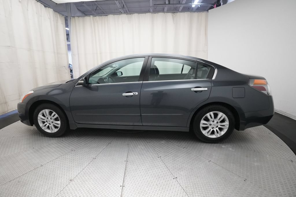 Used 2010 Nissan Altima 2.5 SL w/ SL Pkg FWD image 21