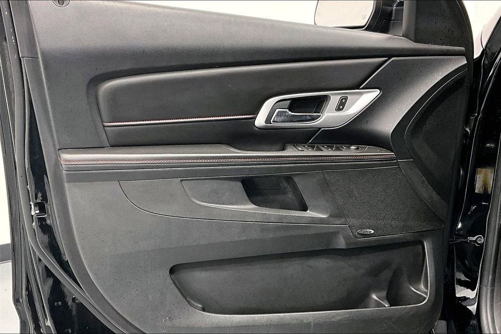 Used 2015 GMC Terrain SLT image 19