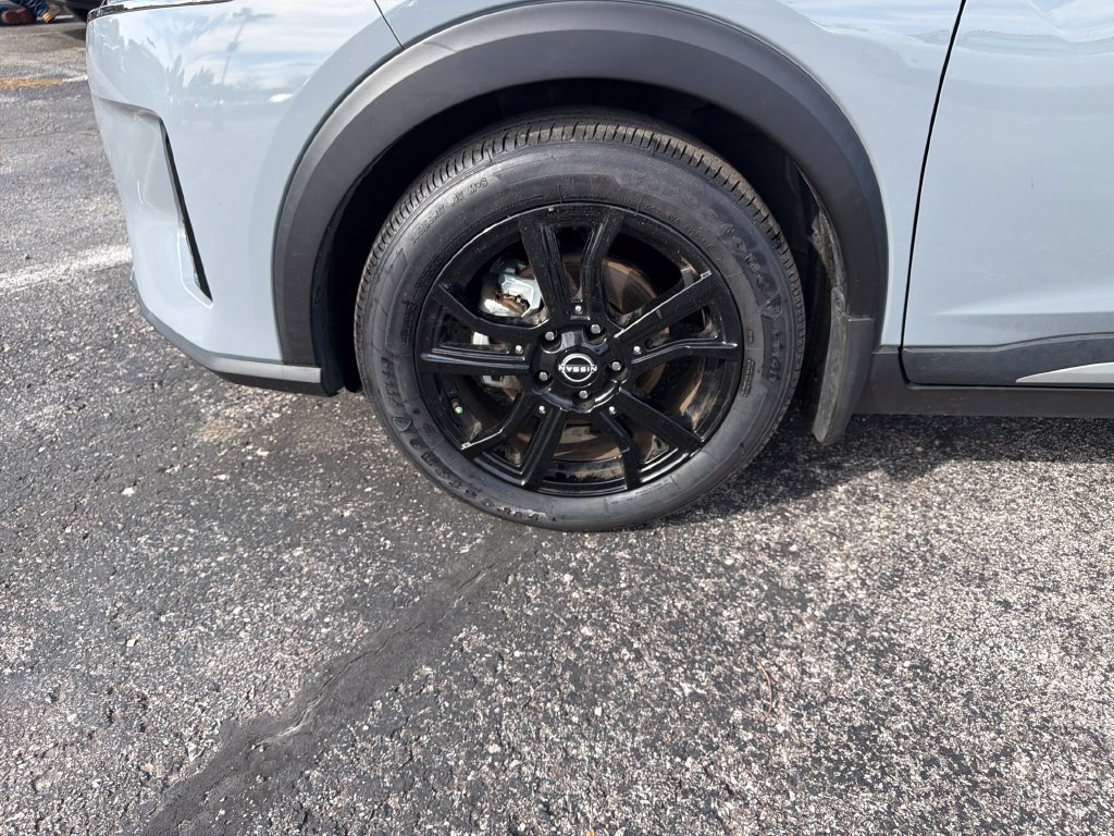 Certified 2024 Nissan Kicks SR w/ SR Premium Package FWD image 28