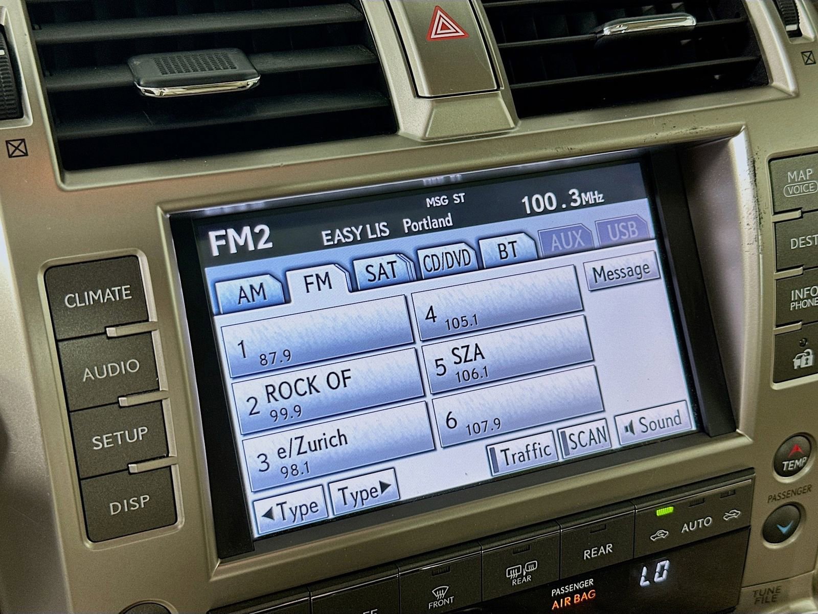 Used 2013 Lexus GX 460 Premium AWD/4WD image 17