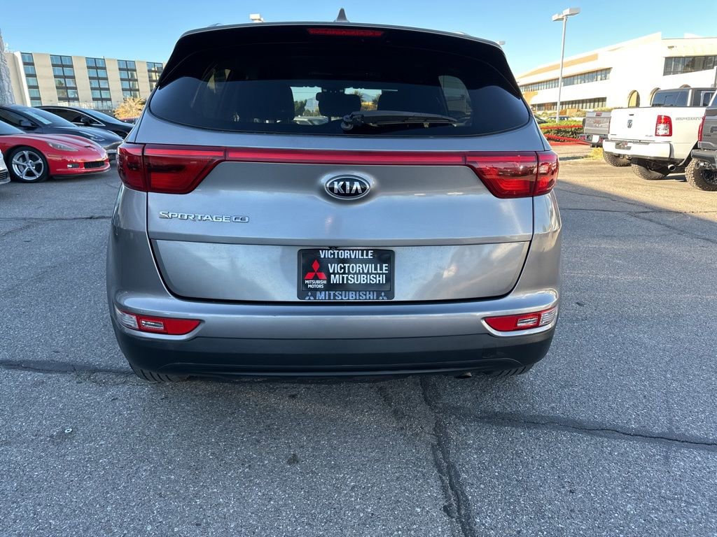 Used 2018 Kia Sportage LX w/ LX Popular Package image 6