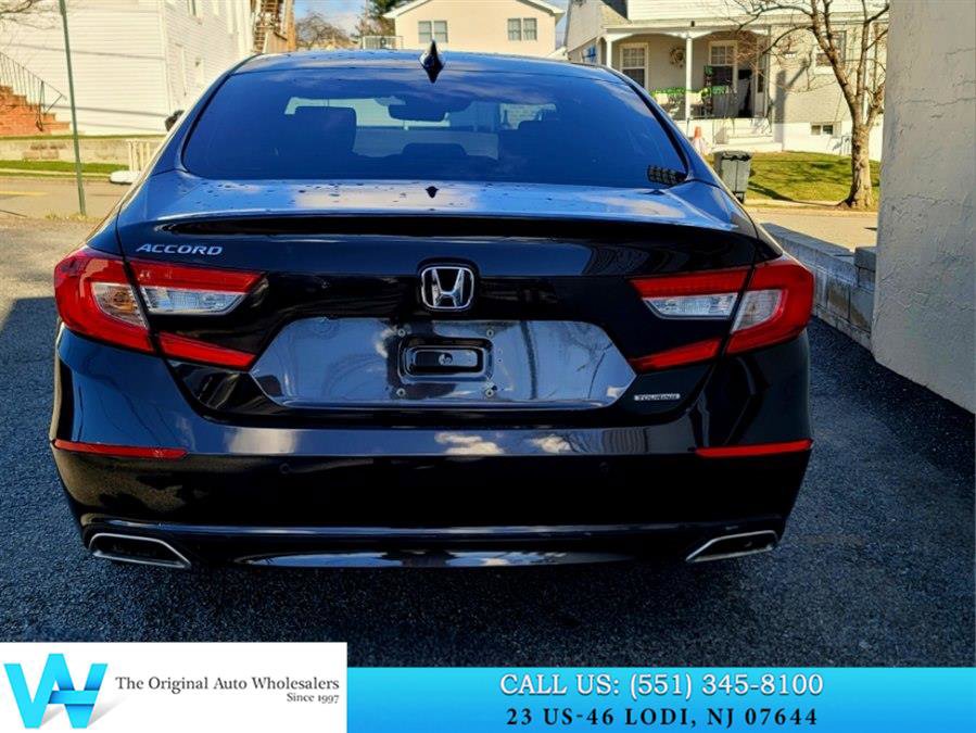 Used 2018 Honda Accord Touring image 5