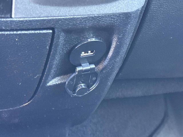 Used 2015 RAM 1500 Express image 29