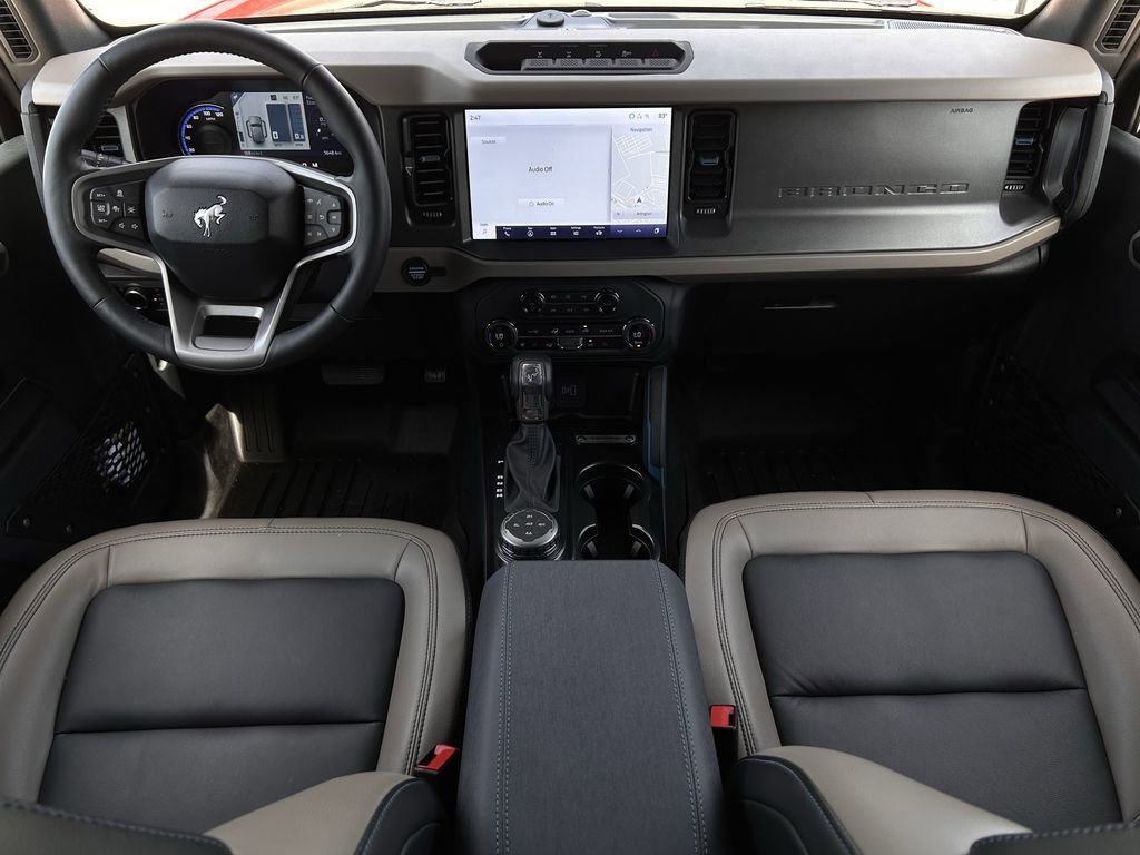 Used 2024 Ford Bronco Wildtrak image 10