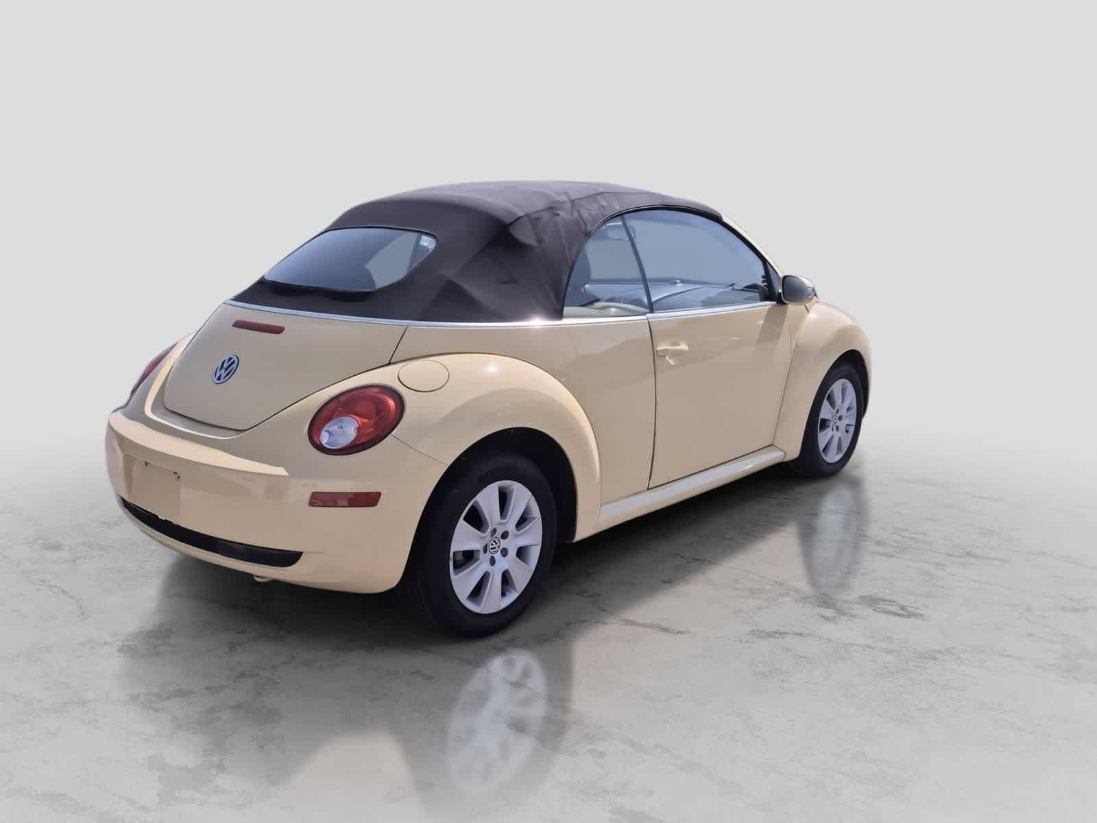 Used 2008 Volkswagen Beetle S FWD image 8