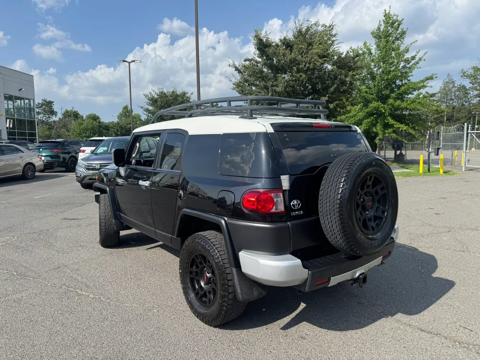 Used 2007 Toyota FJ Cruiser 4WD image 13