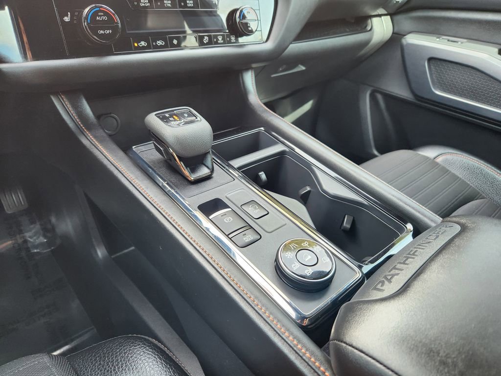 Used 2024 Nissan Pathfinder Rock Creek image 16