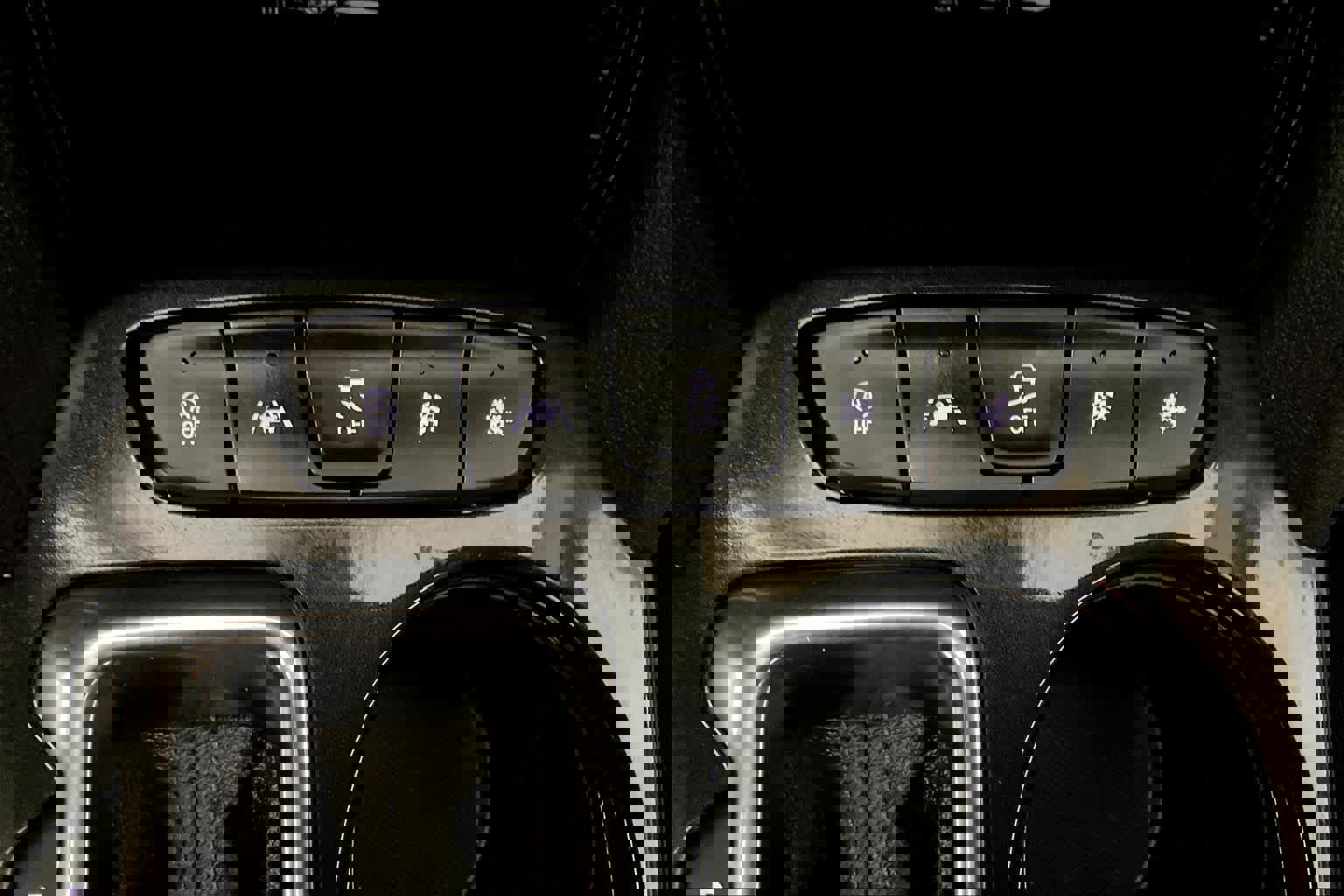 Used 2025 Chevrolet TrailBlazer ACTIV w/ Convenience Package image 35