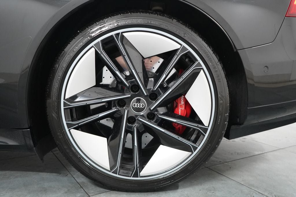 Used 2022 Audi RS e-tron GT w/ Year 1 Package AWD/4WD image 29