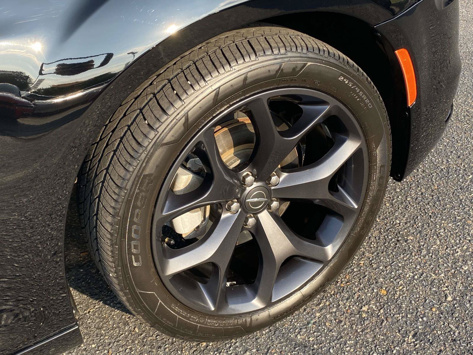 Used 2021 Chrysler 300 Touring w/ Sport Appearance Package RWD image 12
