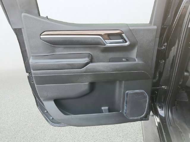 Used 2022 Chevrolet Silverado 1500 RST AWD/4WD image 23
