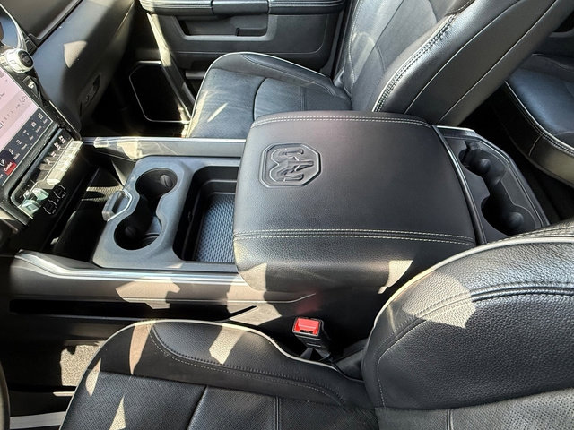 Used 2024 RAM 2500 Laramie w/ Night Edition image 32