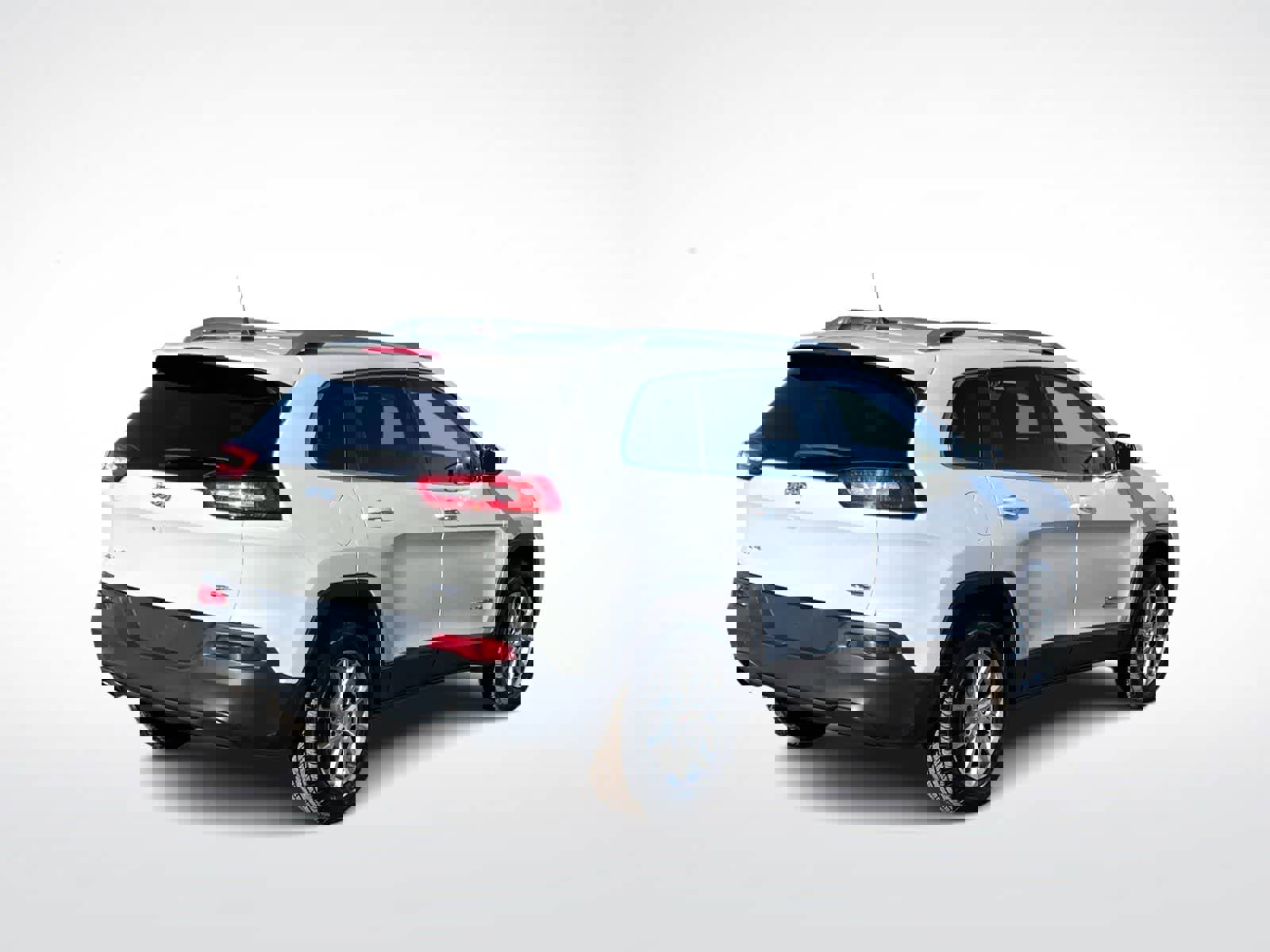 Used 2016 Jeep Cherokee Latitude w/ Cold Weather Group image 8