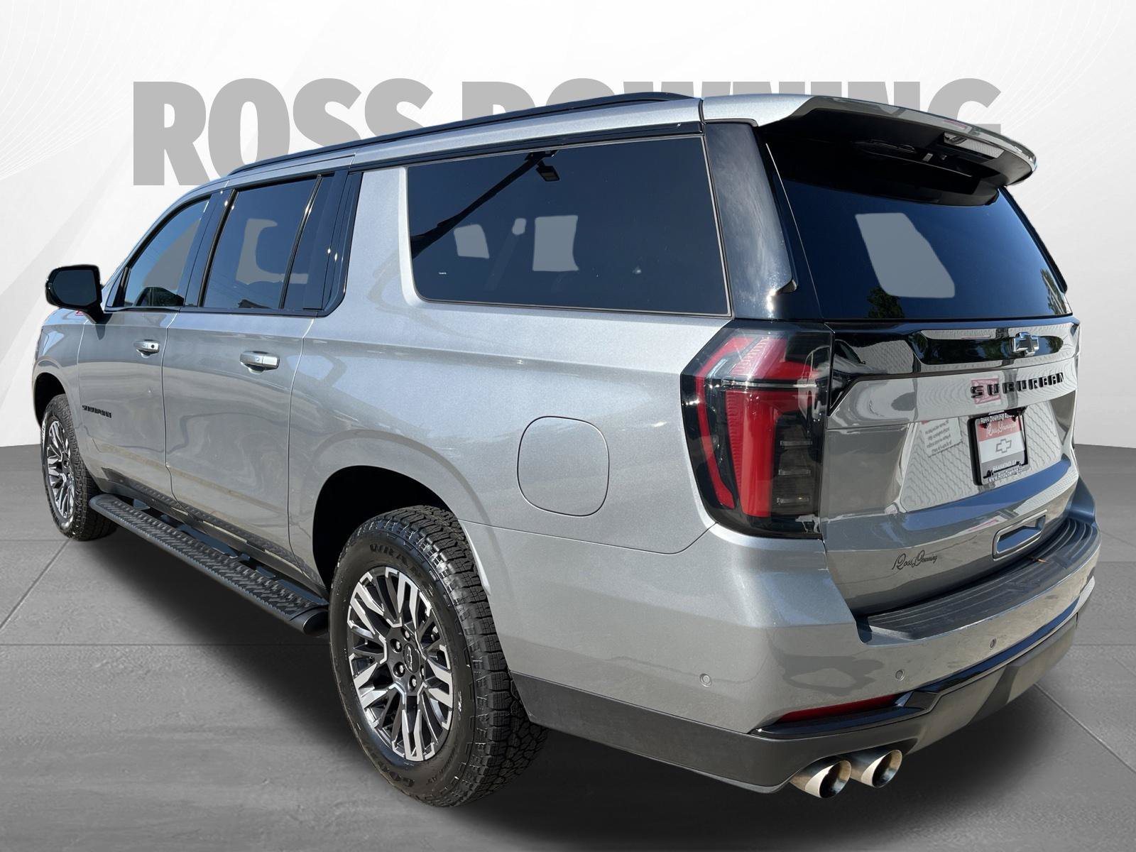 Used 2025 Chevrolet Suburban Z71 AWD/4WD image 6