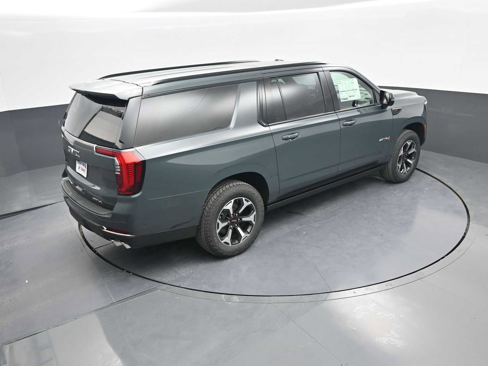 New 2026 GMC Yukon XL AT4 Ultimate w/ LPO, Floor Liner Package AWD/4WD image 36