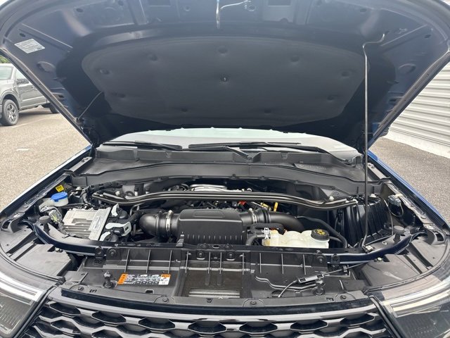 Used 2023 Ford Explorer ST image 39