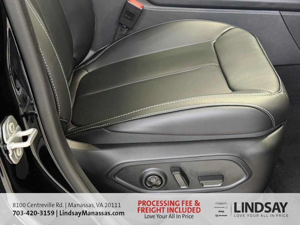 New 2025 Jeep Grand Cherokee Limited w/ Luxury Tech Group II image 12