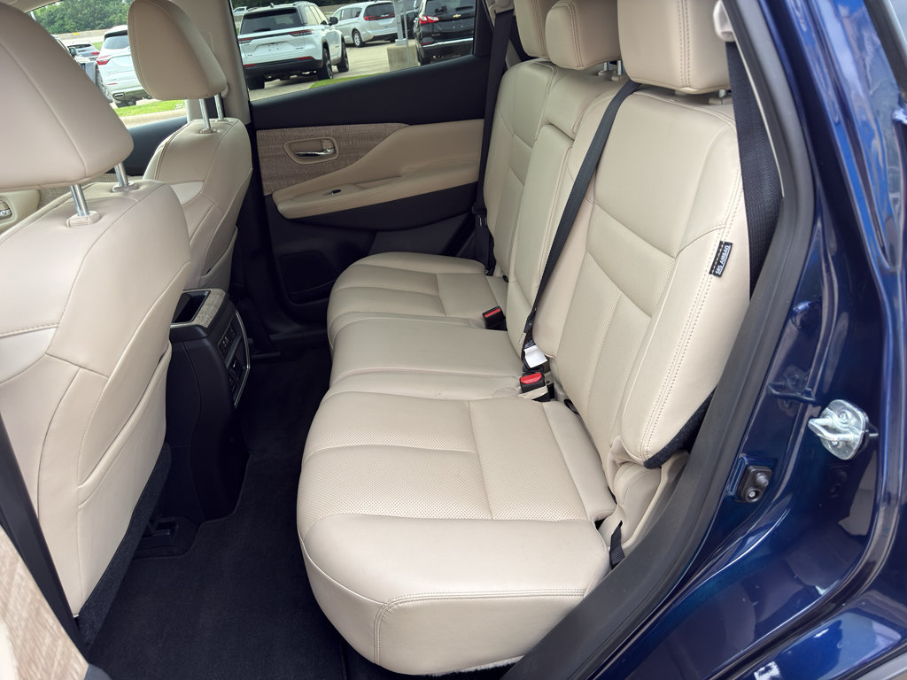 Used 2023 Nissan Murano SL w/ Cargo Package AWD/4WD image 14