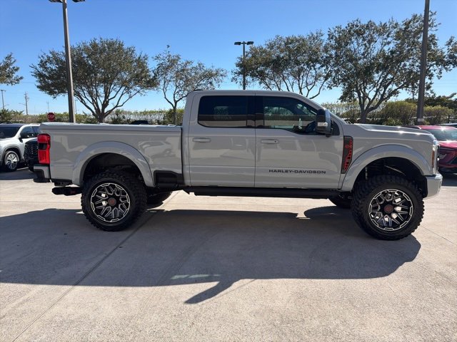 Used 2026 Ford F250 Lariat w/ Black Appearance Package image 6