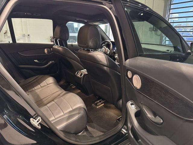 Used 2022 Mercedes-Benz GLC 300 4MATIC w/ AMG Line image 31