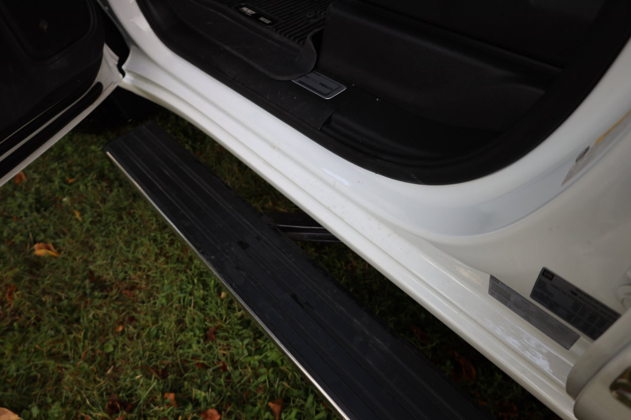 Used 2022 Chevrolet Silverado 1500 LTZ w/ LTZ Premium Package image 19