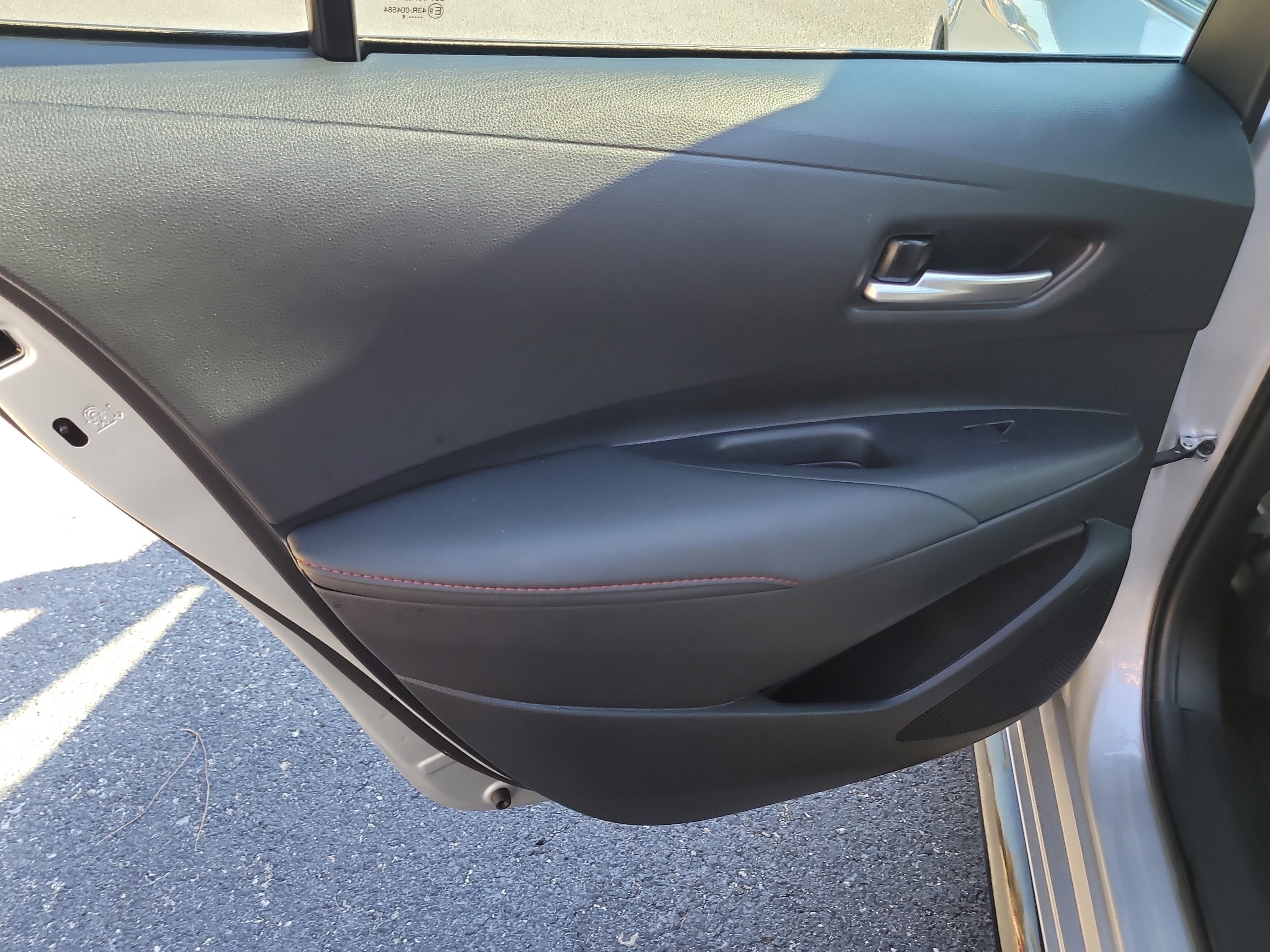 Certified 2025 Toyota Corolla SE image 11