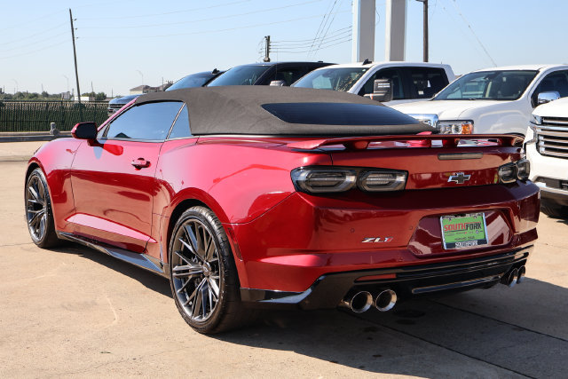 Used 2022 Chevrolet Camaro ZL1 RWD image 4