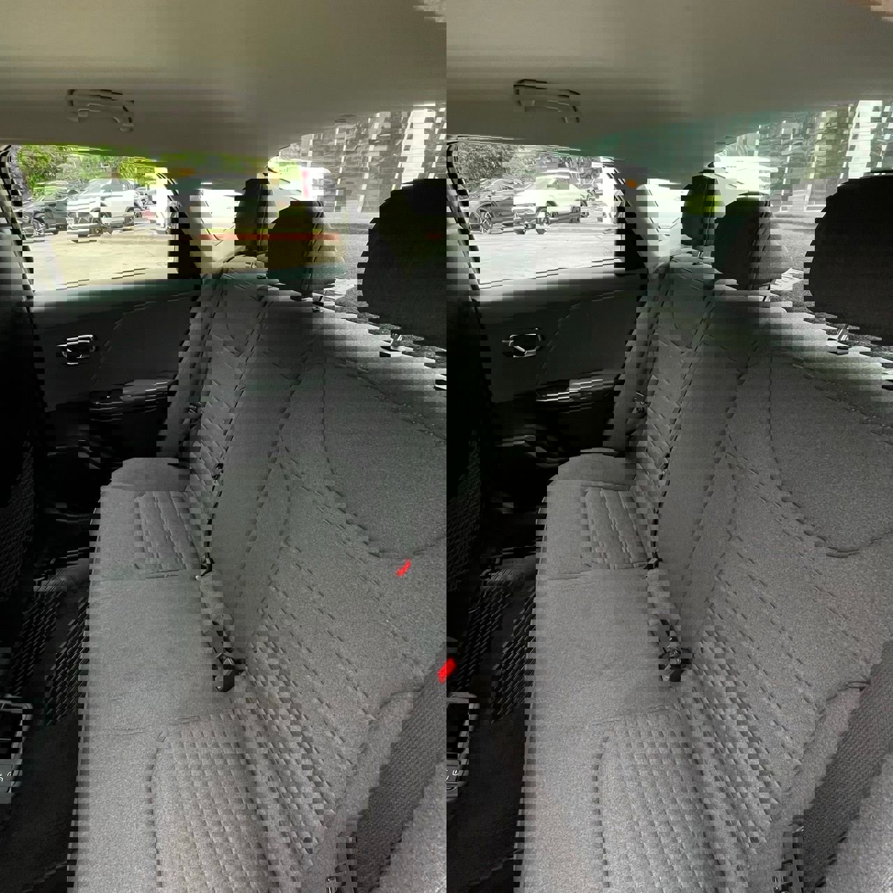 Used 2025 Kia K4 EX image 23