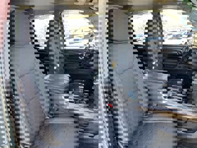 Used 2025 Chevrolet Silverado 1500 LT Trail Boss image 27