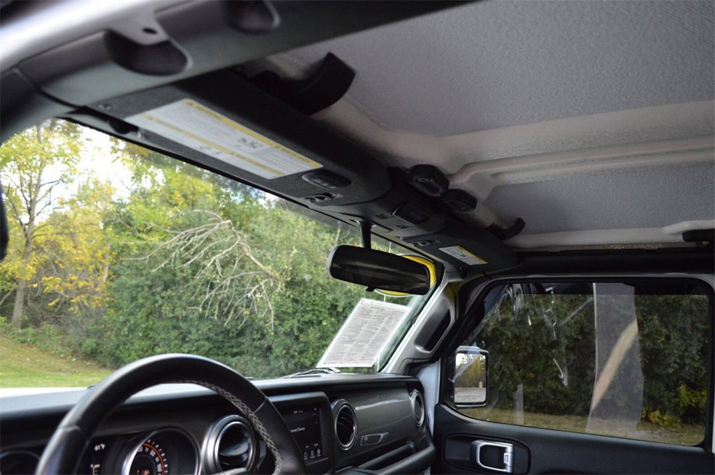 Used 2020 Jeep Wrangler Unlimited Sahara image 15