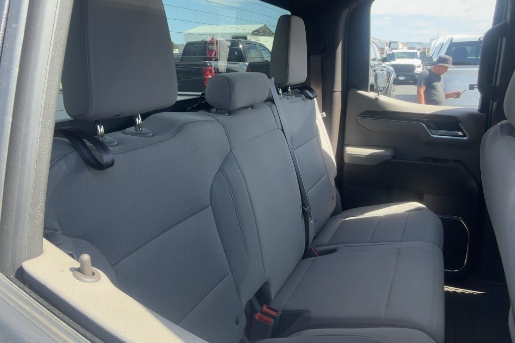 Used 2023 Chevrolet Silverado 1500 LT w/ Max Trailering Package AWD/4WD image 13