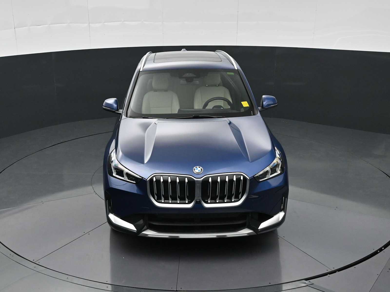 Used 2025 BMW X1 xDrive28i w/ Technology Package AWD/4WD image 18