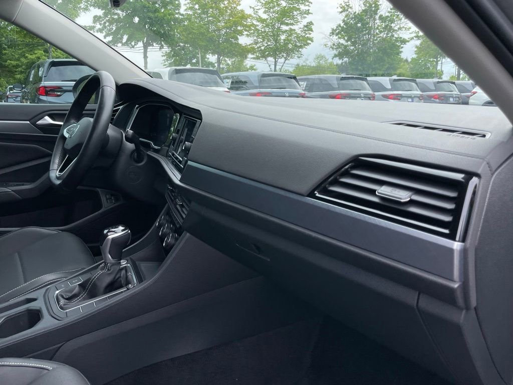 Used 2022 Volkswagen Jetta SE FWD image 33