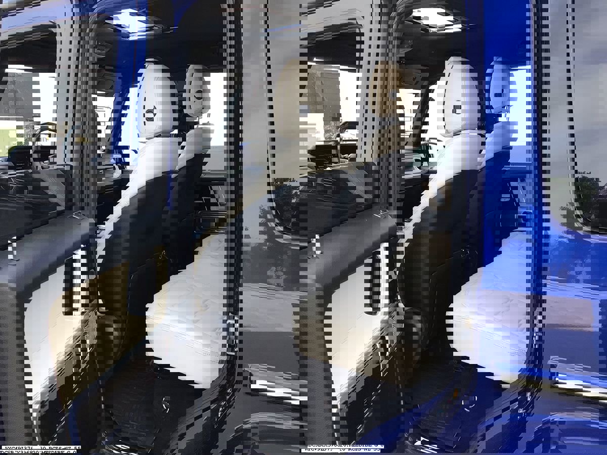 Used 2020 Mercedes-Benz G 550 image 13