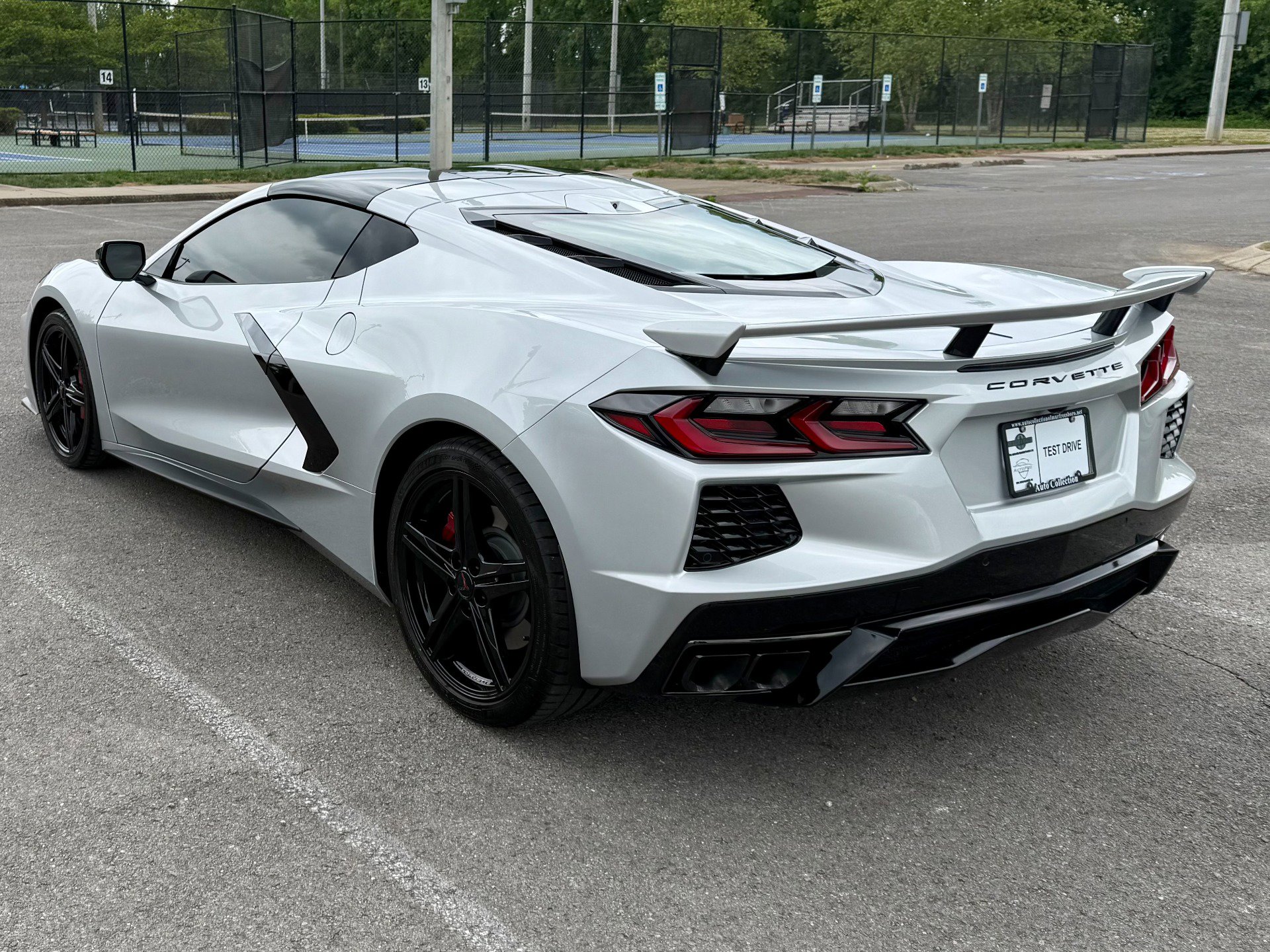 Used 2026 Chevrolet Corvette Stingray Preferred Cpe w/ Z51 Performance Package RWD image 4