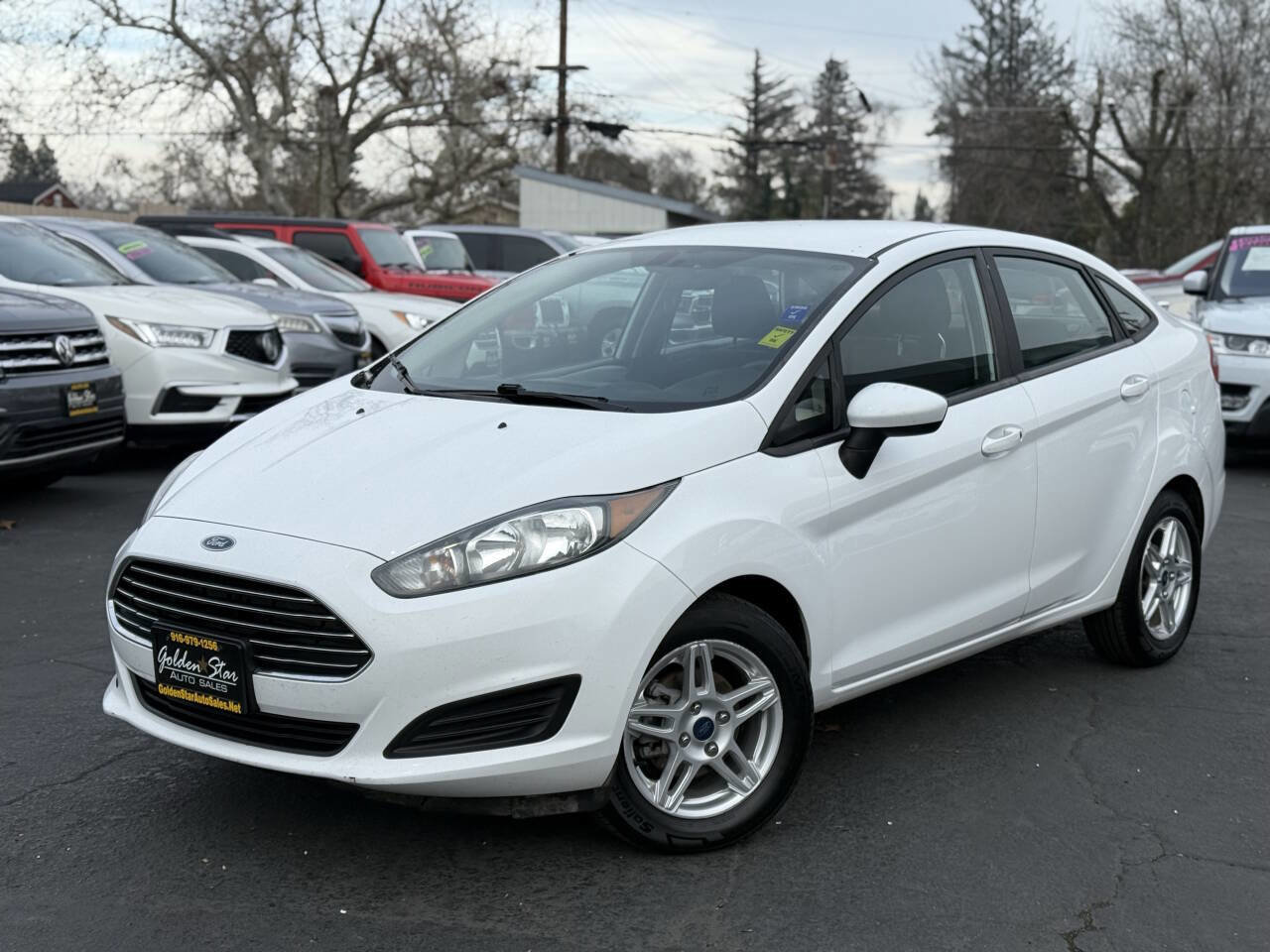 Used 2019 Ford Fiesta SE image 2