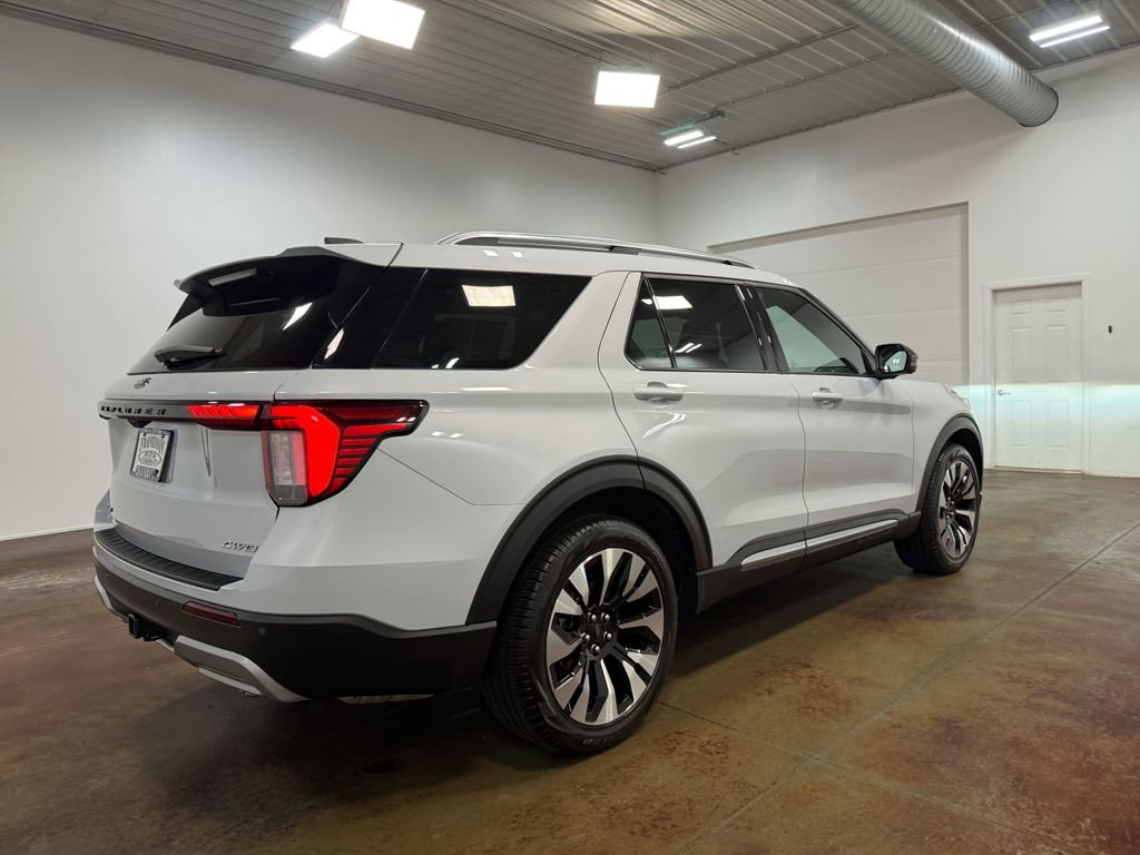 Used 2025 Ford Explorer Platinum w/ LUX Leather Package image 34