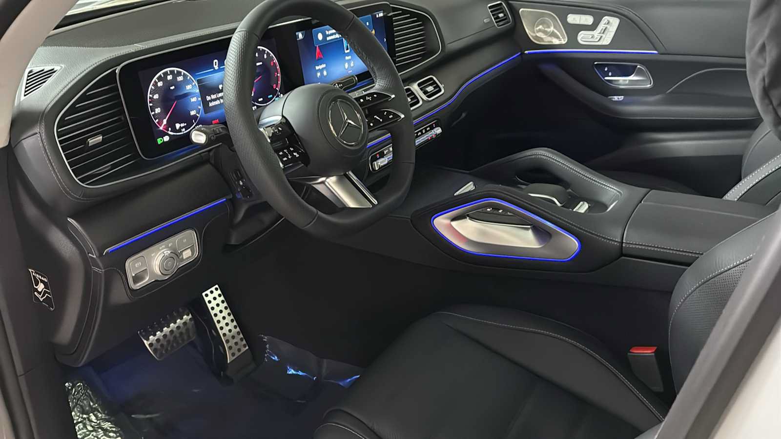 New 2026 Mercedes-Benz GLS 450 4MATIC image 30