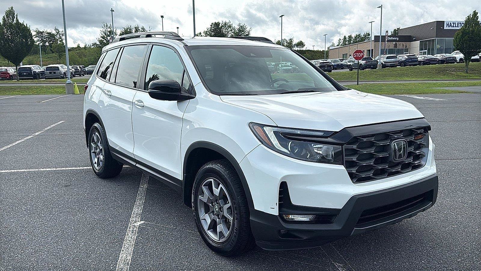 Used 2023 Honda Passport TrailSport image 1
